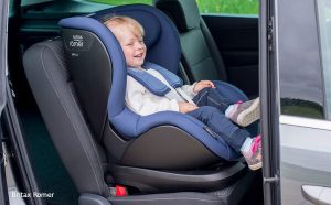 Nowe technologie w fotelikach samochodowych Britax Romer