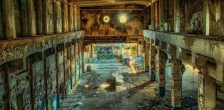 Jak usunąć brud z pięty?