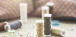 Jak szyć nićmi elastycznymi?