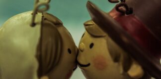 Czym wypełnienie figurek z masy cukrowej?