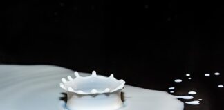 Kiedy można podać dziecku nabiał?