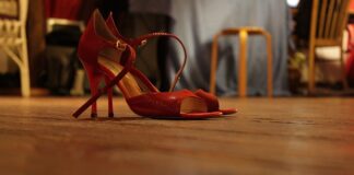 Czy wazelina jest dobra na piety?