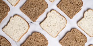 Co się mówi jak się wita chlebem i solą?