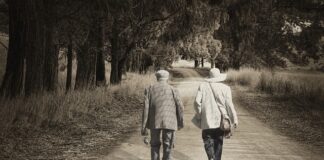 Ile razy dziennie na spacer z noworodkiem?