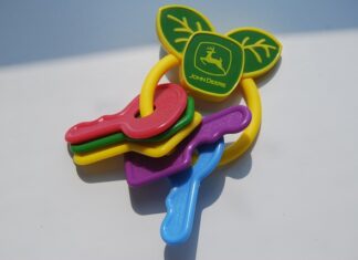 Czy podawać dziecku gryzak?