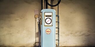 Ile spala paliwa helikopter?