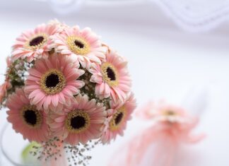 W co się ubrać na chrzciny mężczyzną?