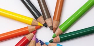 Co do rysowania dla rocznego dziecka?