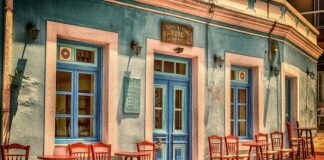 Jak ozdobić krzesła?