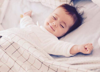 Ochraniacze na szczebelki łóżeczka – jak wybrać rozwiązanie, które otula przestrzeń dziecka i dopełnia wyprawkę? ochraniacze na szczebelki łóżeczka